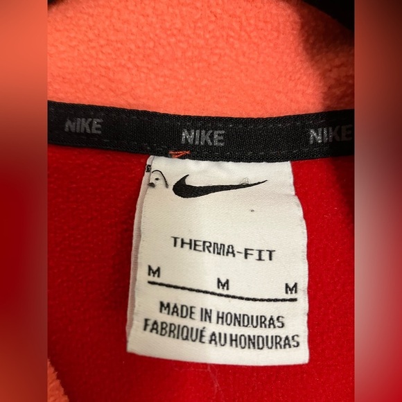 EUC Nike Red Women's Hoodie Size M - Picture 6 of 7